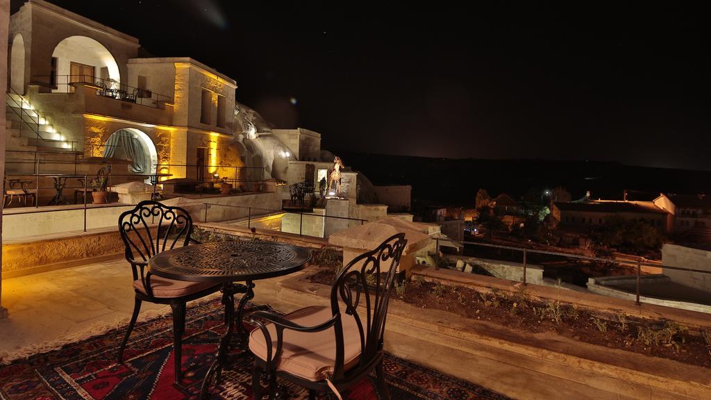 גורמה Phocas Cave Suites חדר תמונה