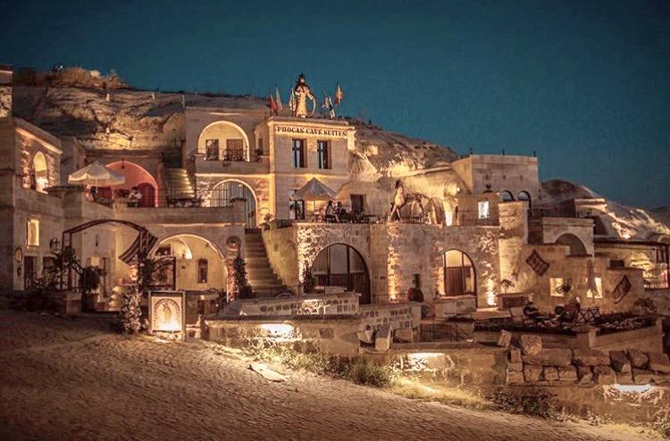 גורמה Phocas Cave Suites מראה חיצוני תמונה