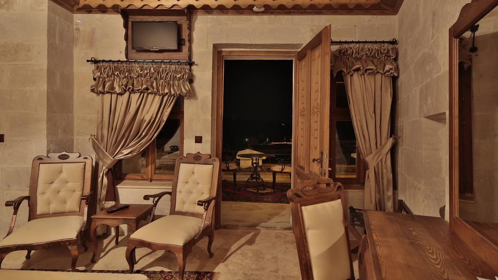 גורמה Phocas Cave Suites חדר תמונה